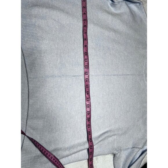 Vince Camuto oversized sky blue sweater women size large - Picture 6 of 7